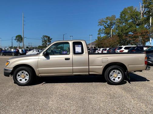 2004 Toyota Tacoma Xtracab