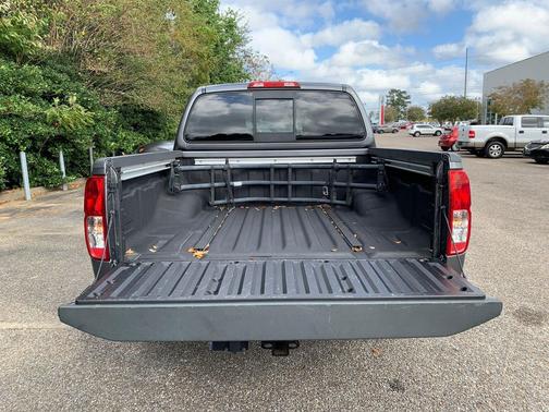2020 Nissan Frontier SV