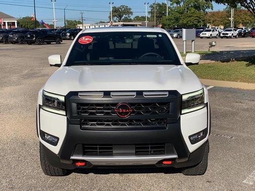 2025 Nissan Frontier PRO-X