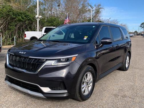 2022 Kia Carnival LXS