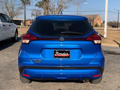 2021 Nissan Kicks S