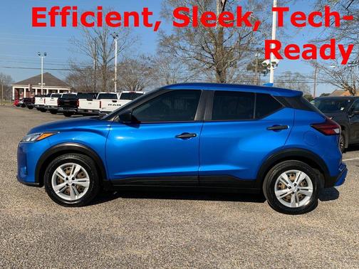 2021 Nissan Kicks S