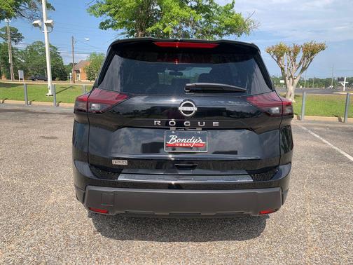 Super Black 2026 Nissan Rogue SV