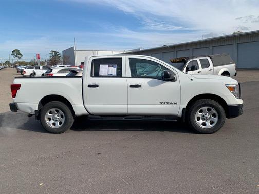 2019 Nissan Titan S