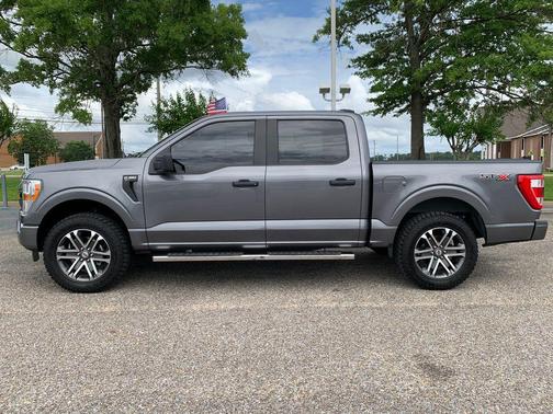 Gray Metallic 2021 Ford F-150 XL