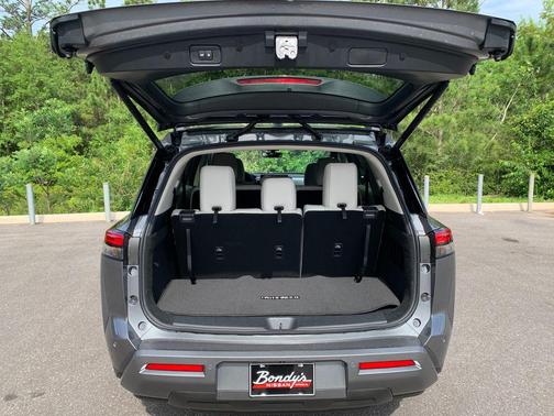 Gun Metallic 2026 Nissan Pathfinder SL