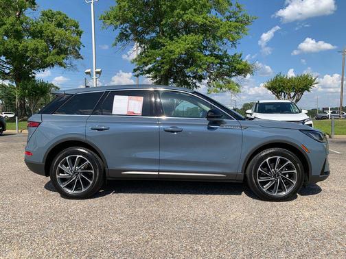 Blue Metallic 2023 Lincoln Corsair Standard