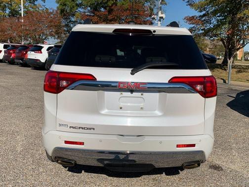 2017 GMC Acadia Denali