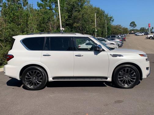 2024 Nissan Armada Platinum 2WD