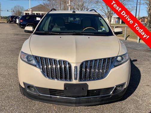 2014 Lincoln MKX Base