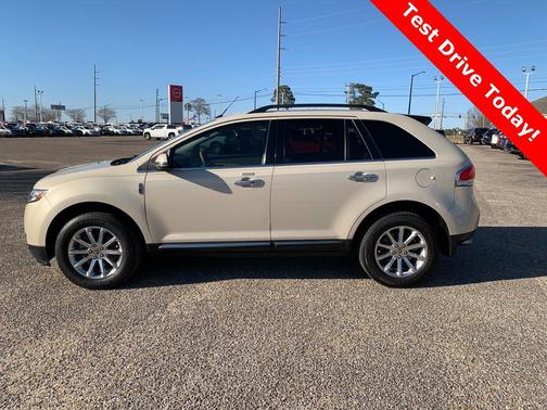 2014 Lincoln MKX Base