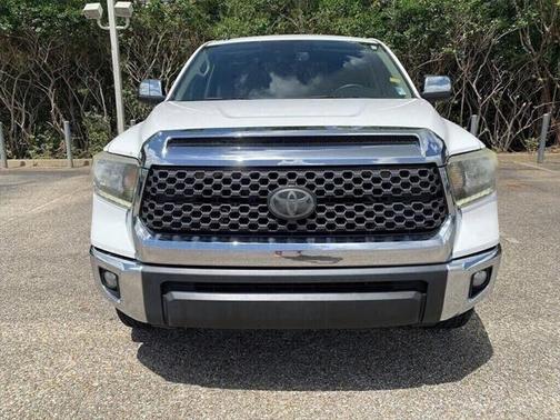2018 Toyota Tundra SR5