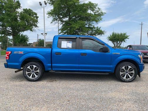 Blue 2019 Ford F-150 XL