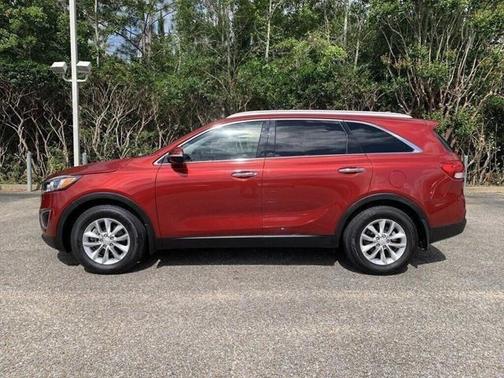 2018 Kia Sorento LX
