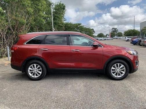 2018 Kia Sorento LX