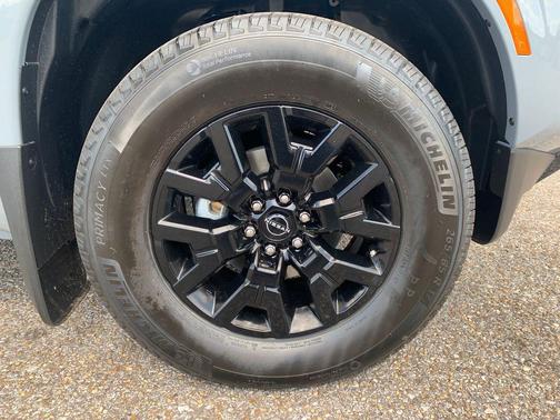 Boulder Gray Pearl 2026 Nissan Frontier SV