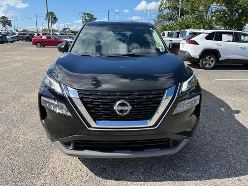 Super Black 2023 Nissan Rogue SV