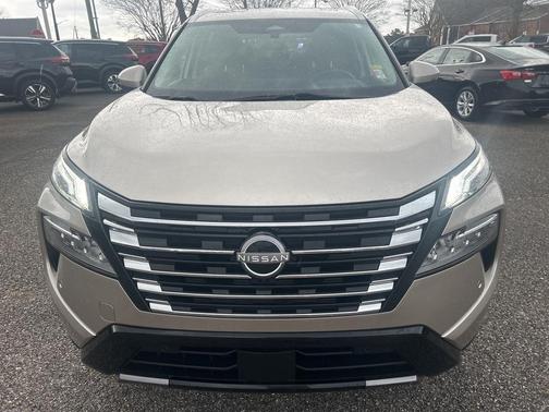 2024 Nissan Rogue Platinum