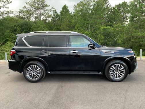 2024 Nissan Armada SL 2WD