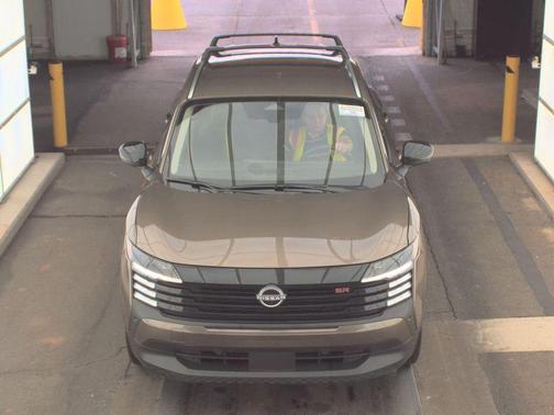 Bronze Metallic 2026 Nissan Kicks SR