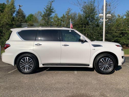 Aspen White Tricoat 2022 Nissan Armada SL 2WD