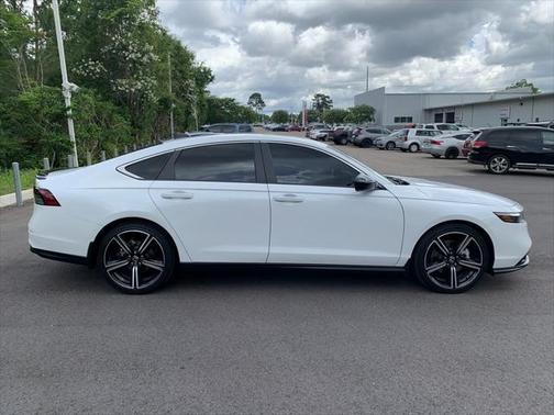 2024 Honda Accord Hybrid Base