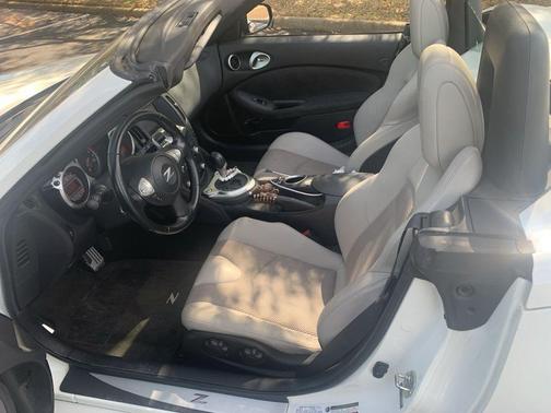 2016 Nissan 370Z Touring