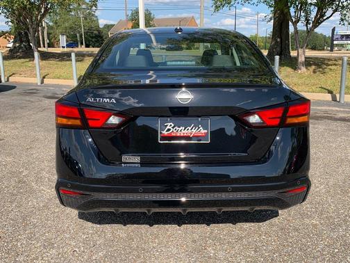 2025 Nissan Altima S FWD