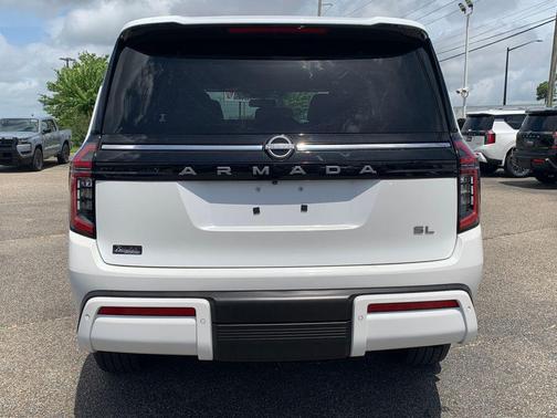 Aspen White 2025 Nissan Armada SL 2WD