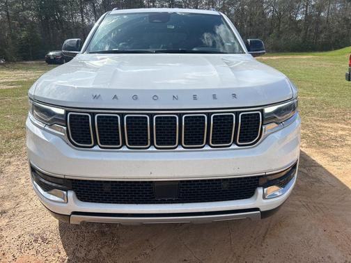 2024 Jeep Wagoneer L Series II 4x2
