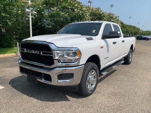 2021 RAM 2500 Tradesman Crew Cab 4x4 8' Box