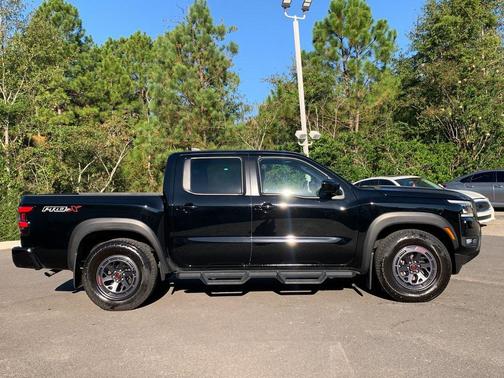 2025 Nissan Frontier PRO-X