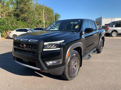 2025 Nissan Frontier PRO-X