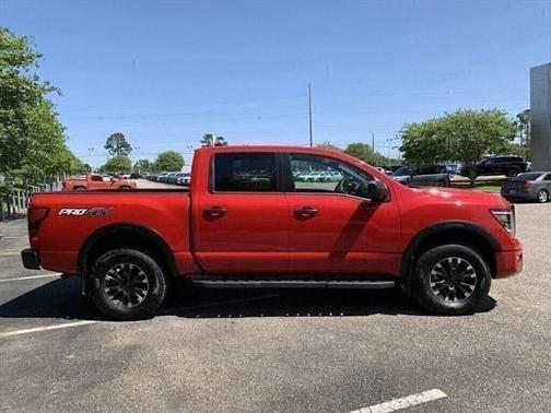 2024 Nissan Titan PRO-4X