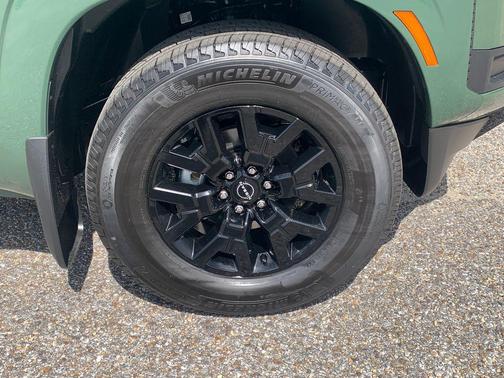 Tactical Green Metallic 2026 Nissan Frontier SV
