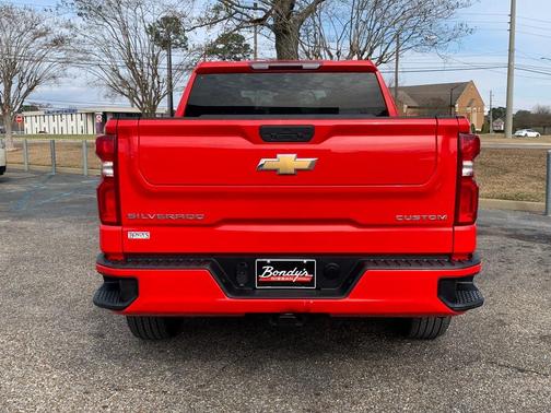 2021 Chevrolet Silverado 1500 Custom