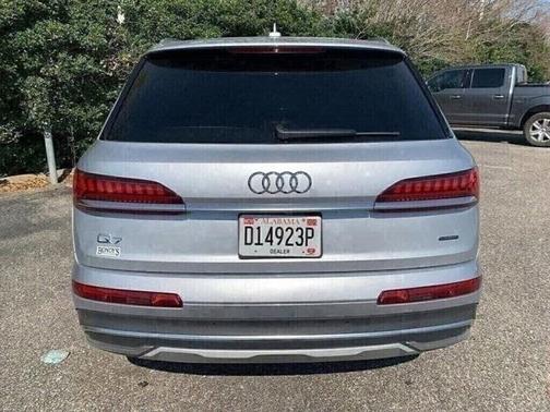 2021 Audi Q7 45 Premium
