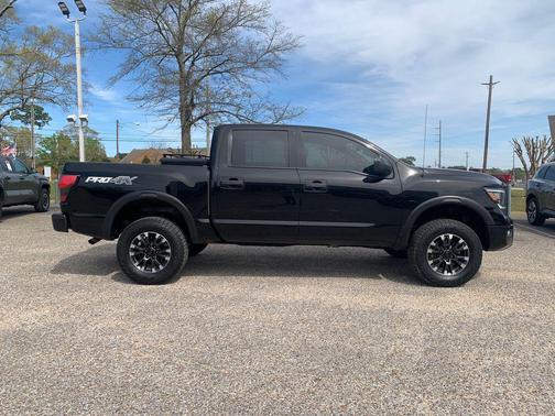 2021 Nissan Titan PRO-4X