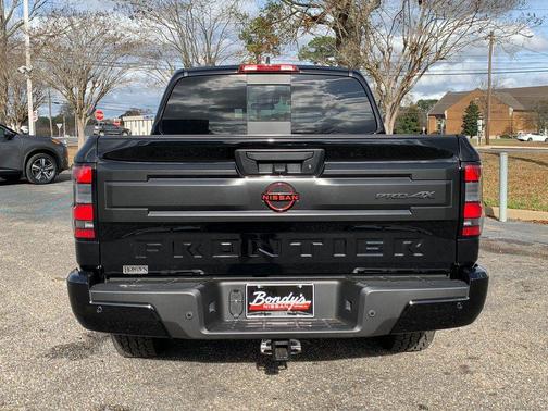 Super Black 2026 Nissan Frontier PRO-4X