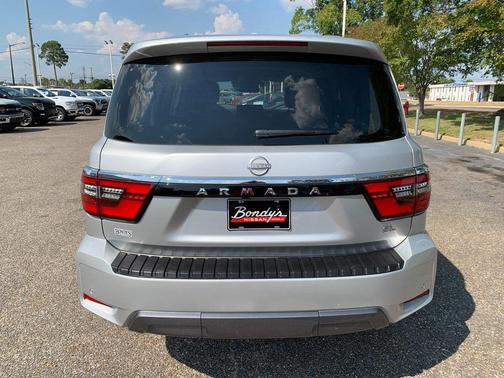2024 Nissan Armada SL 2WD