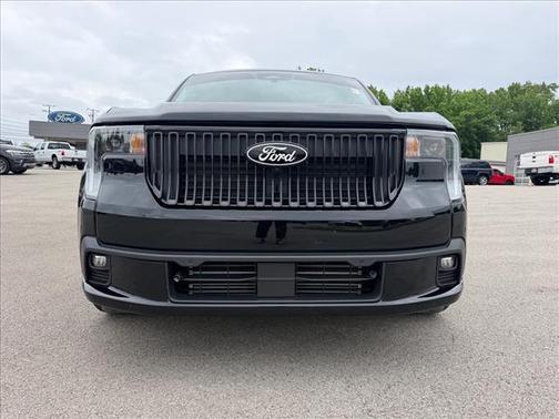Shadow Black 2025 Ford Maverick Lobo High