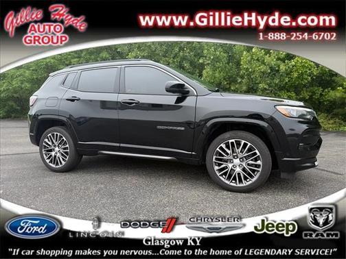 Diamond Black Crystal Pearlcoat 2023 Jeep Compass Limited