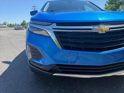 Rip Tide Blue 2024 Chevrolet Equinox LT
