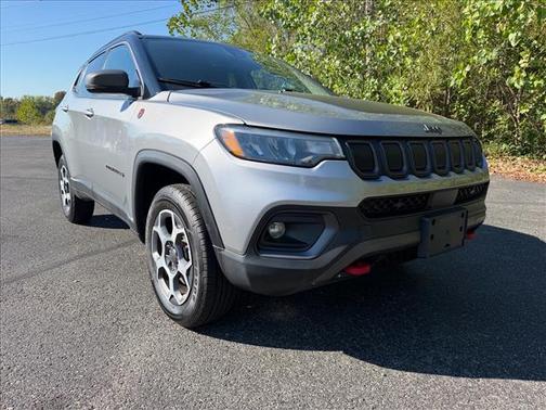 Billet Silver Clearcoat Metallic 2022 Jeep Compass Trailhawk