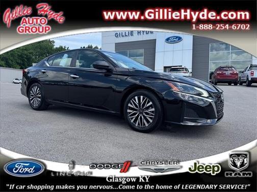 Black 2024 Nissan Altima 2.5 SV