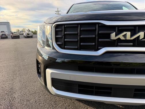 Ebony Black 2025 Kia Telluride S