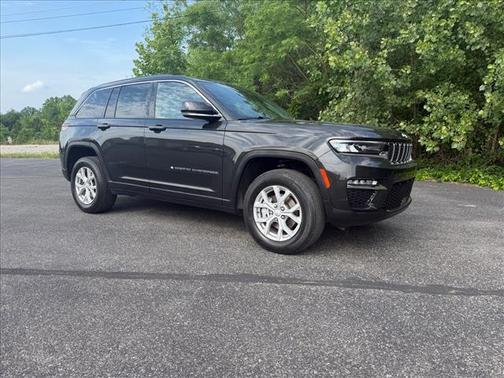Brown 2023 Jeep Grand Cherokee Limited