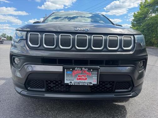 Granite Crystal Clearcoat Metallic 2022 Jeep Compass Latitude Lux