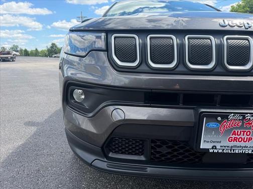 Granite Crystal Clearcoat Metallic 2022 Jeep Compass Latitude Lux