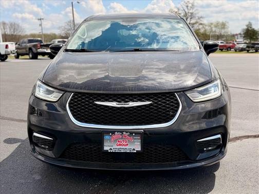 2024 Chrysler Pacifica Touring-L